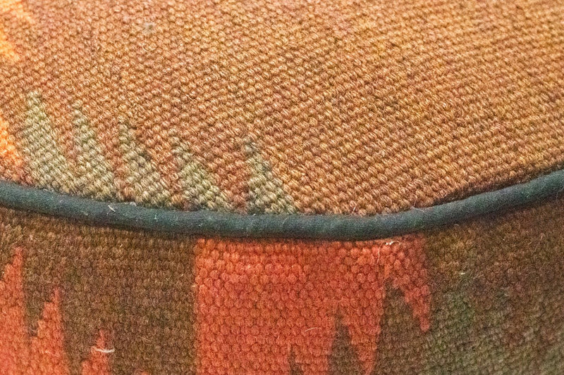 座具（プフ） 絨毯 42x36cm