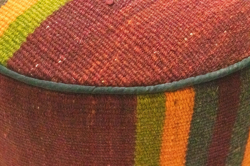 座具（プフ） 絨毯 42x36cm