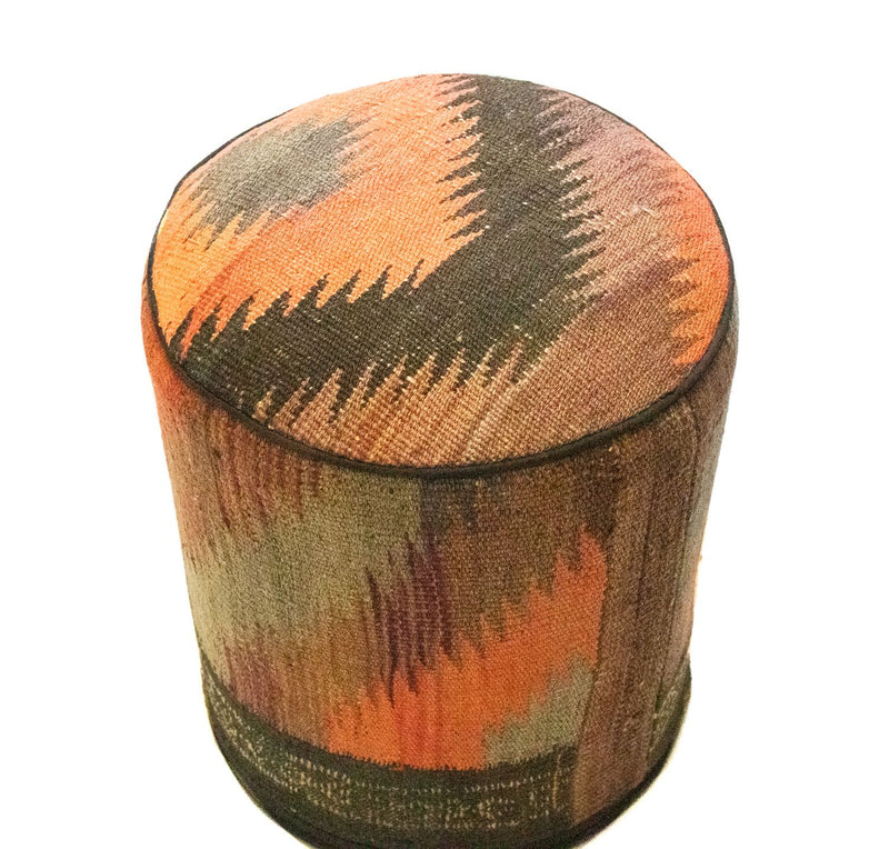 座具（プフ） 絨毯 42x36cm