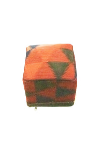 座具（プフ） 絨毯 30x30cm – product image