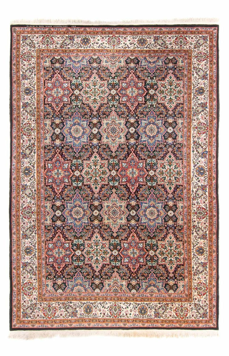 ヘレケ 絨毯 252x176cm - オリエンタル絨毯