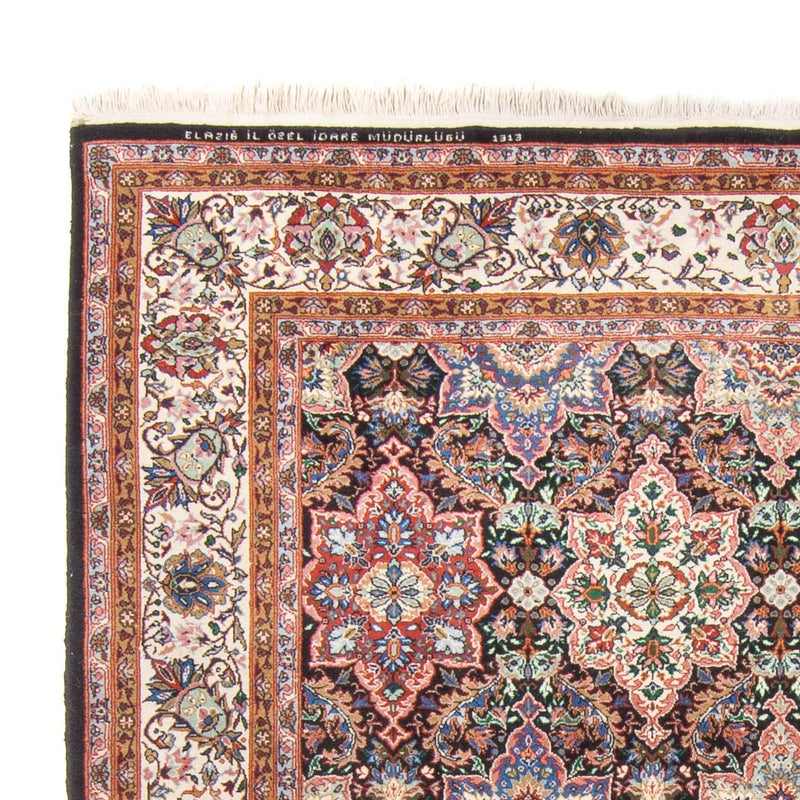 ヘレケ 絨毯 252x176cm - オリエンタル絨毯