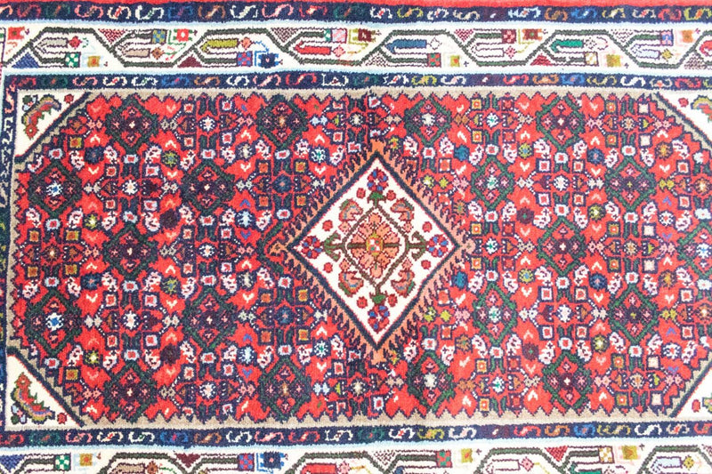 ホセイナバード 絨毯 135x85cm - ペルシャ絨毯