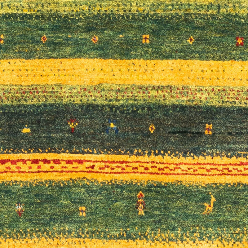 ロリバフト 絨毯 135x81cm - ペルシャウールラグ
