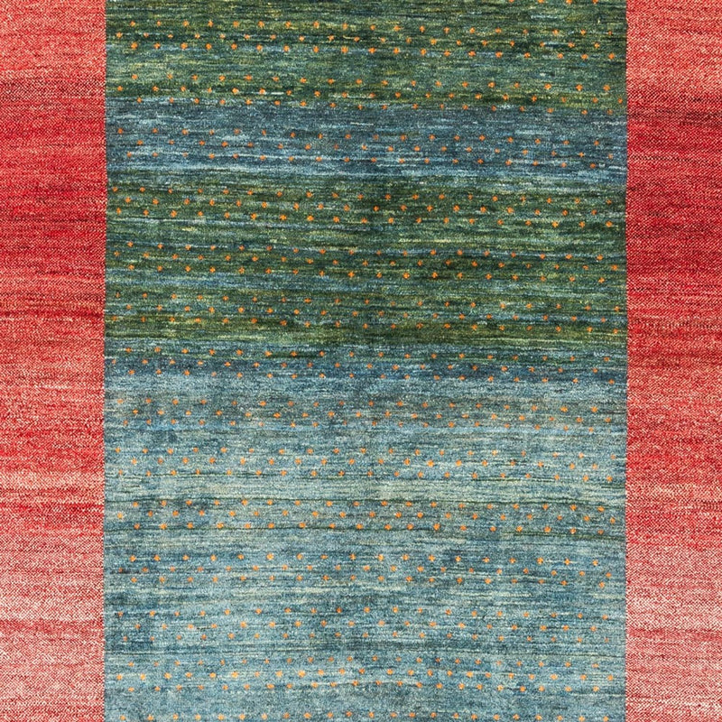 ペルシャギャベ 絨毯 236x172cm - ペルシャウールラグ