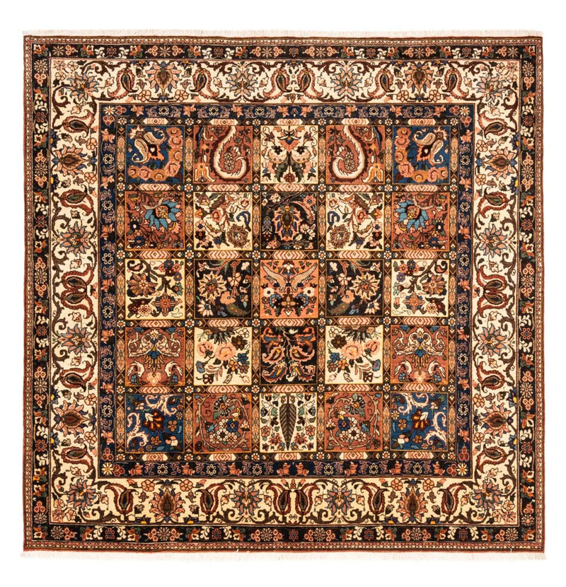 バフティアール 絨毯 207x199cm - ペルシャ絨毯