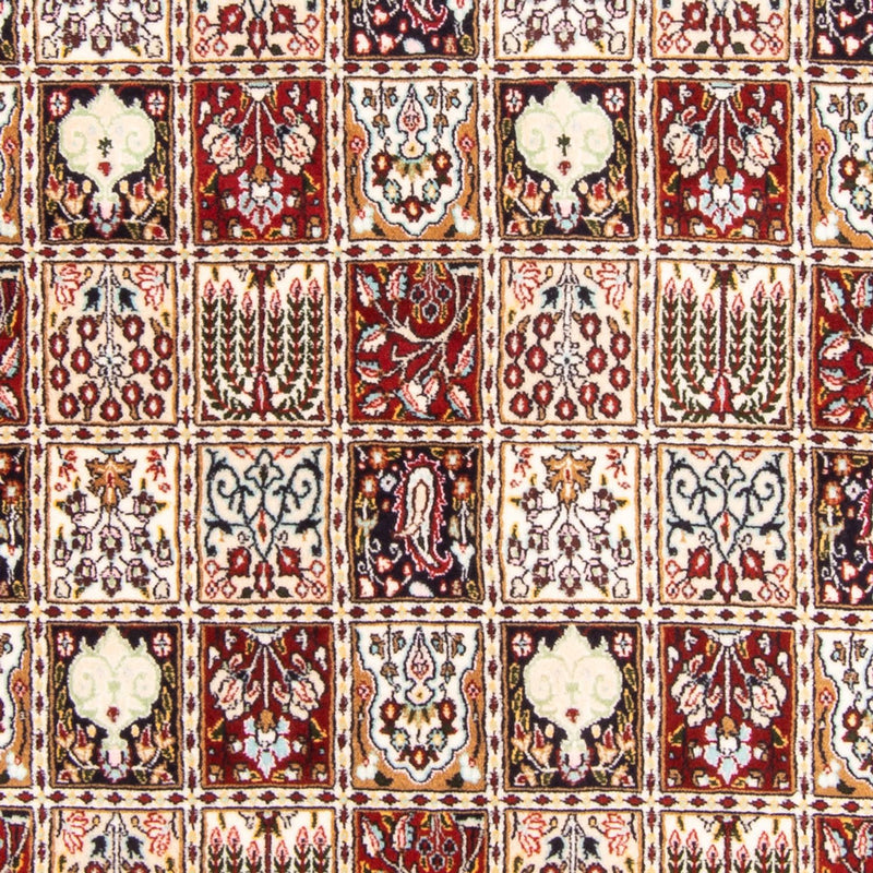 モウド 絨毯 190x145cm - ペルシャ絨毯