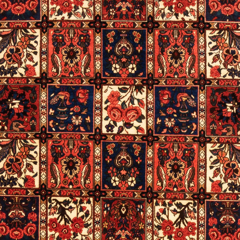 バフティアール 絨毯 252x157cm - ペルシャ絨毯