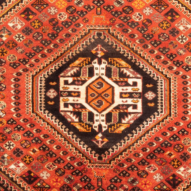 ガシュガイ 絨毯 154x117cm - ペルシャ絨毯