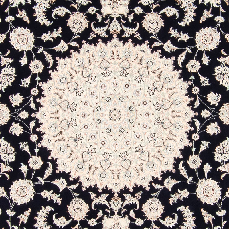 ナイン 絨毯 258x246cm - ペルシャ絨毯