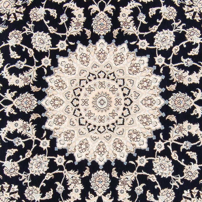 ナイン 絨毯 206x195cm - ペルシャ絨毯