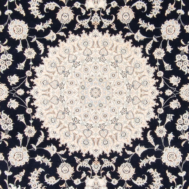 ナイン 絨毯 259x247cm - ペルシャ絨毯