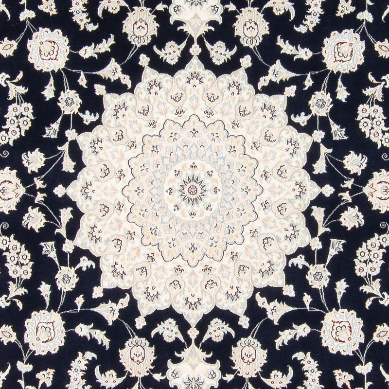 ナイン 絨毯 264x246cm - ペルシャ絨毯