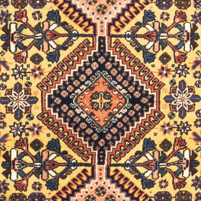 ヤラメ 絨毯 123x83cm - ペルシャ絨毯