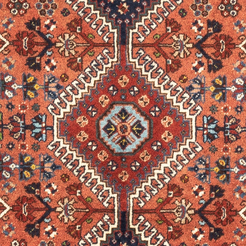 ヤラメ 絨毯 136x82cm - ペルシャ絨毯