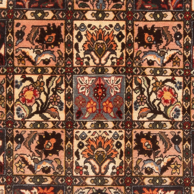 バフティアール 絨毯 210x140cm - ペルシャ絨毯