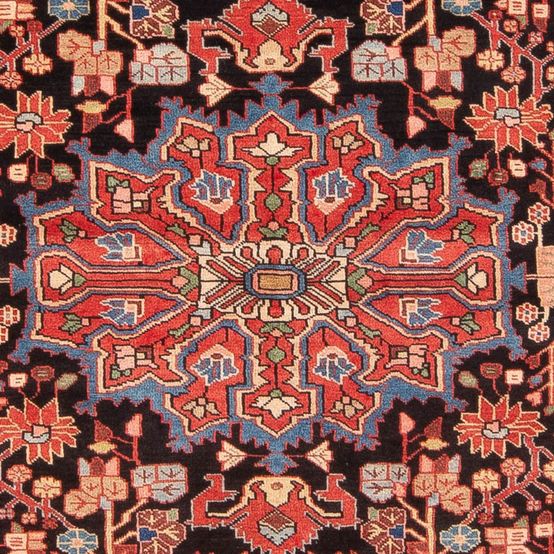 ナハバンド 絨毯 240x156cm - ペルシャ絨毯
