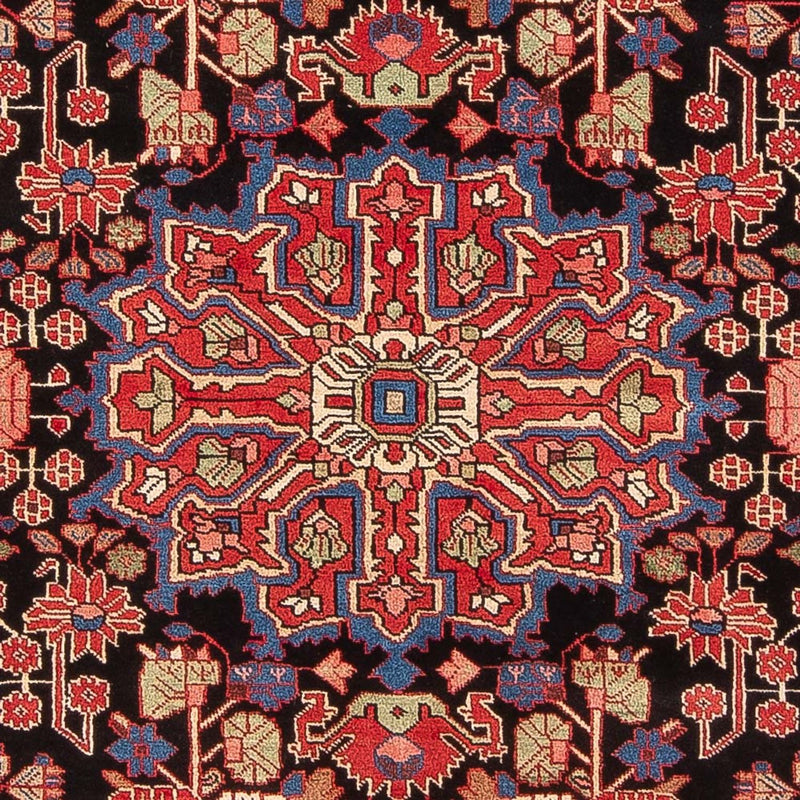 ナハバンド 絨毯 240x153cm - ペルシャ絨毯