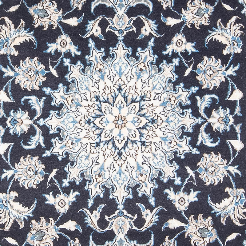 ナイン 絨毯 228x172cm - ペルシャ絨毯