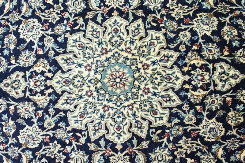 ナイン 絨毯 215x130cm - ペルシャ絨毯