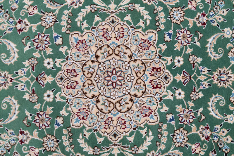 ナイン 絨毯 133x88cm - ペルシャ絨毯