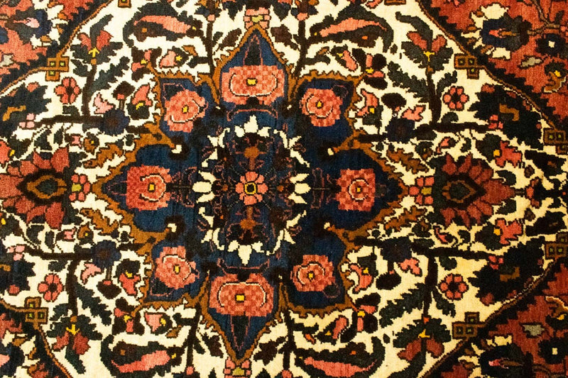 バフティアール 絨毯 333x210cm - ペルシャ絨毯