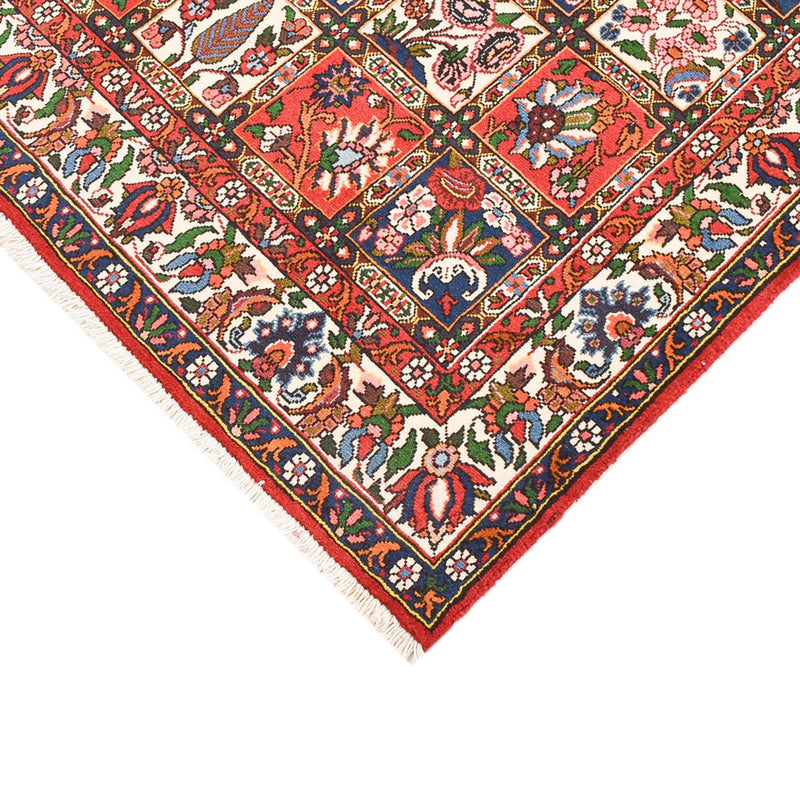 バフティアール 絨毯 192x140cm - ペルシャ絨毯