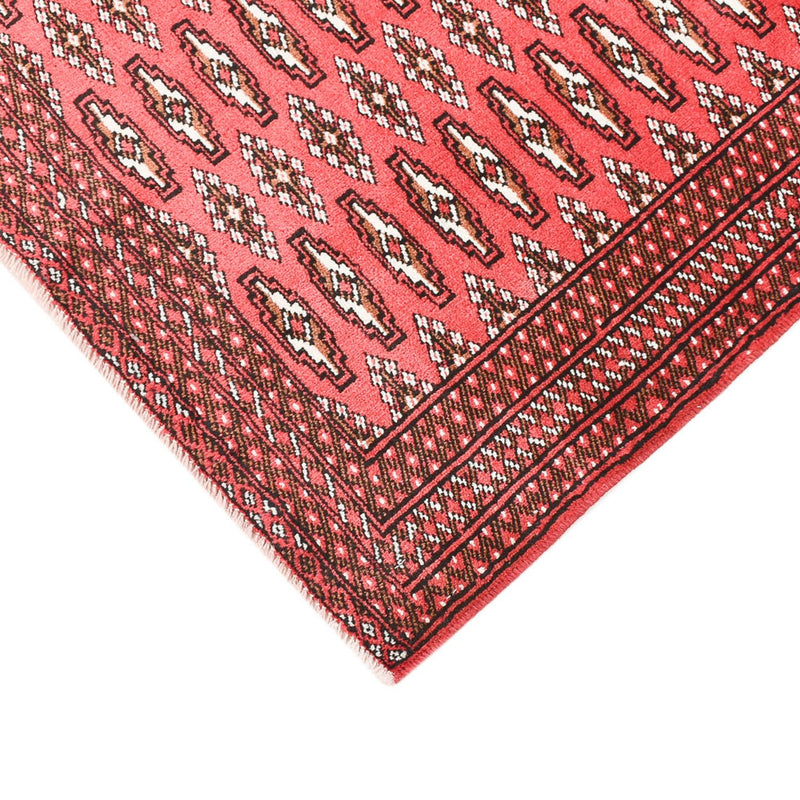 トルカマン絨毯 135x94cm - ペルシャ絨毯