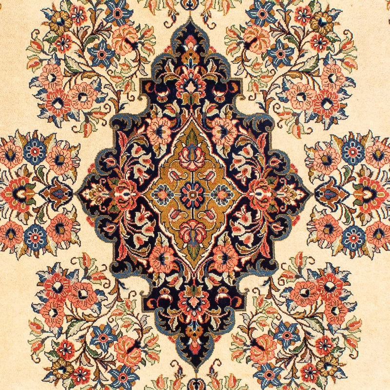 ゴルパイガン 絨毯 318x204cm - ペルシャ絨毯