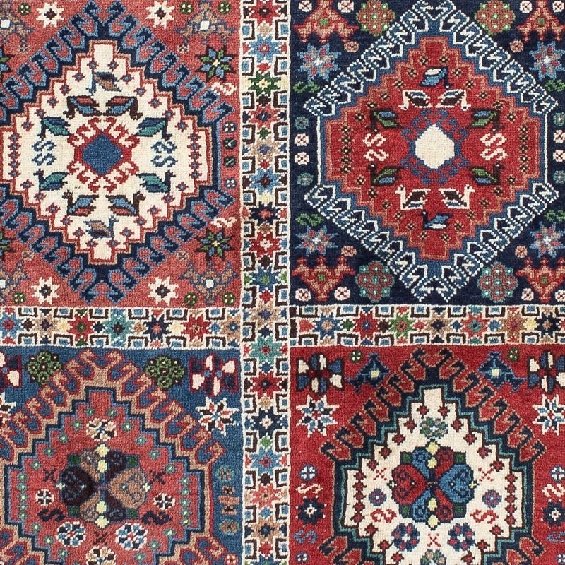 ヤラメ 絨毯 143x99cm - ペルシャ絨毯