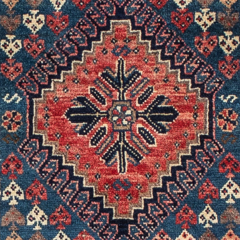 ヤラメ 絨毯 152x107cm - ペルシャ絨毯