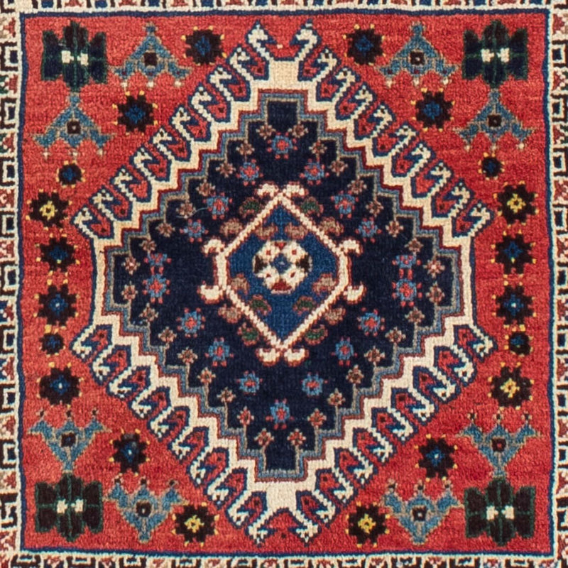ヤラメ 絨毯 144x100cm - ペルシャ絨毯