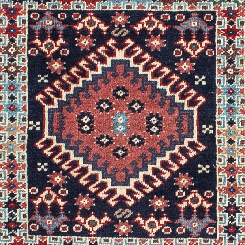 ヤラメ 絨毯 142x99cm - ペルシャ絨毯