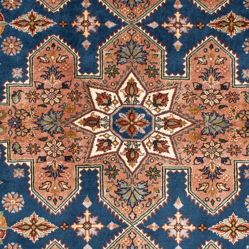 カシュクリ 絨毯 242x173cm - ペルシャ絨毯