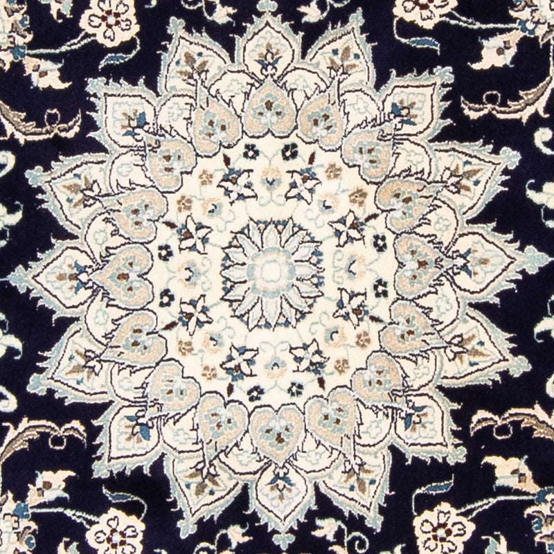 ナイン 絨毯 243x243cm - ペルシャ絨毯