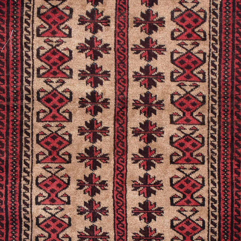 カラジャ 絨毯 135x86cm - ペルシャ絨毯