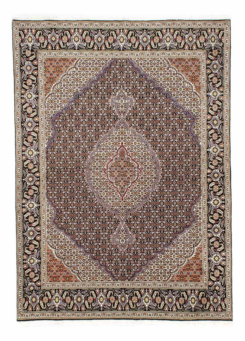 タブリーズ 絨毯 235x176cm - ペルシャ絨毯