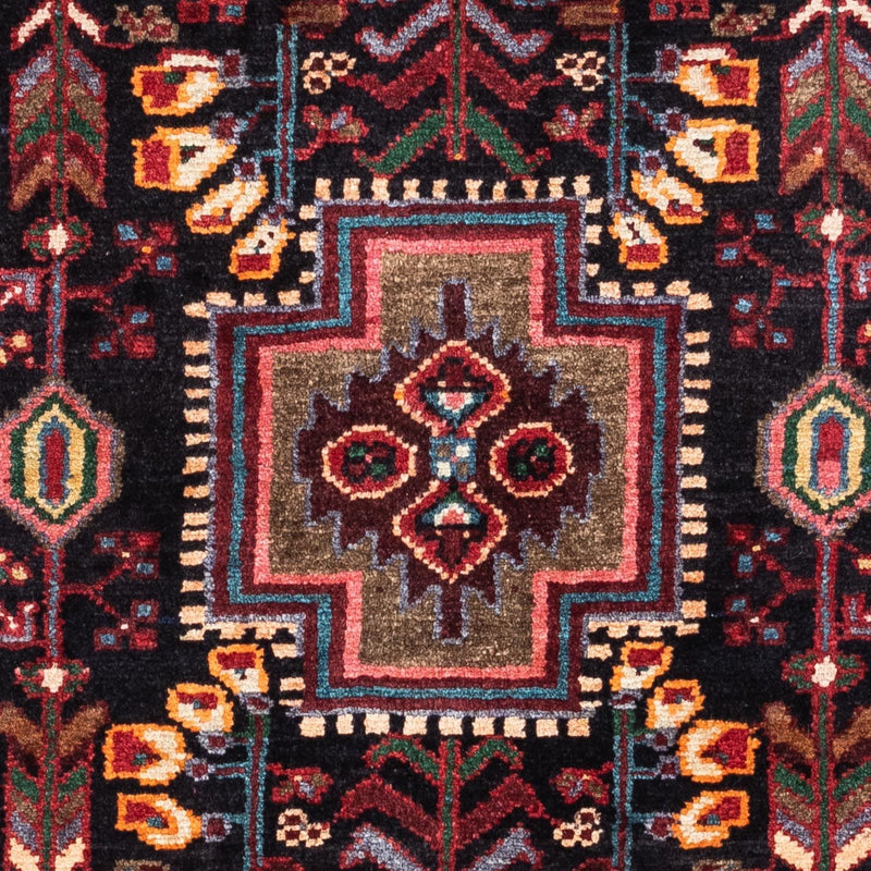 トゥイセルカン 絨毯 126x91cm - ペルシャ絨毯