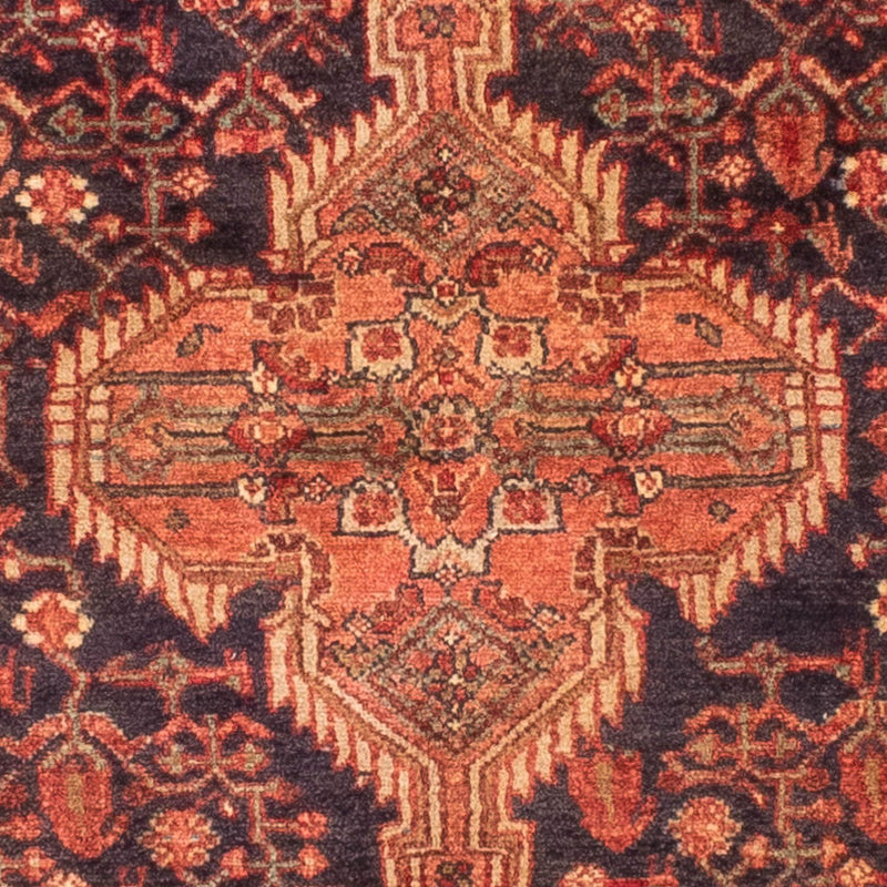 ホセイナバード 絨毯 207x128cm - ペルシャ絨毯