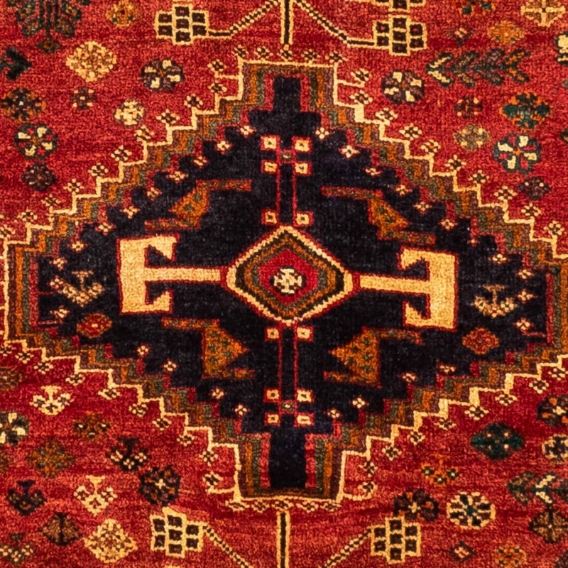 ガシュガイ 絨毯 225x173cm - ペルシャ絨毯