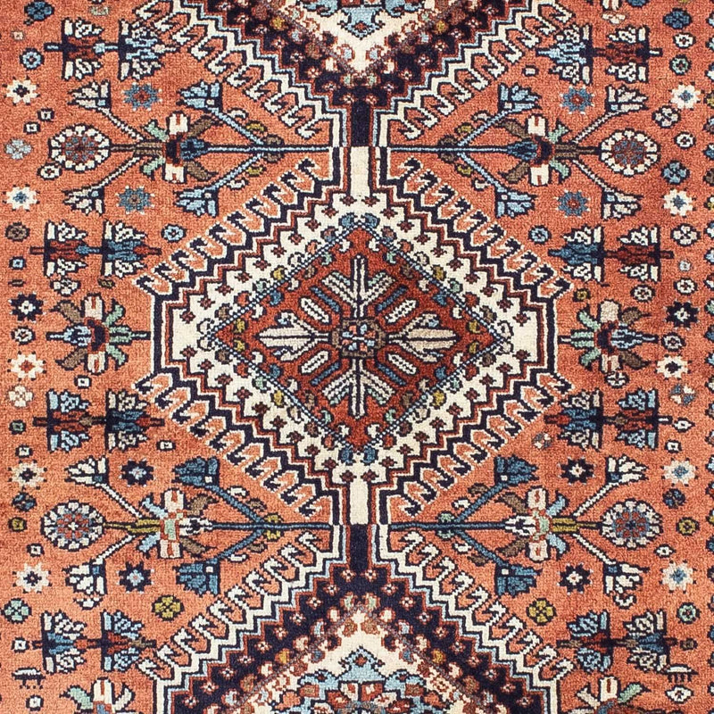ヤラメ 絨毯 152x100cm - ペルシャ絨毯