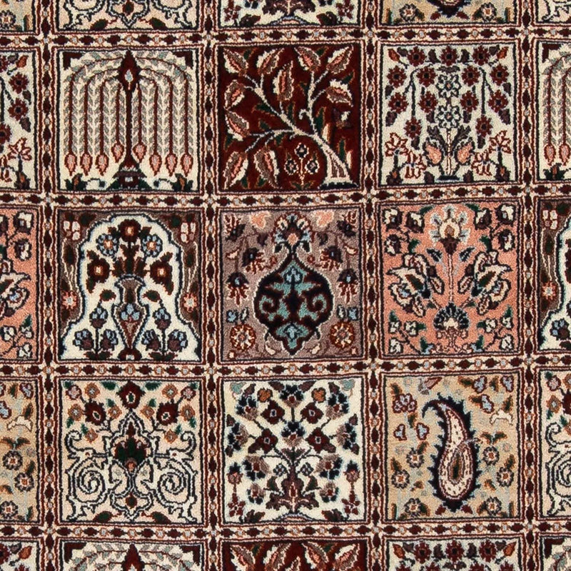 モウド 絨毯 239x181cm - ペルシャ絨毯