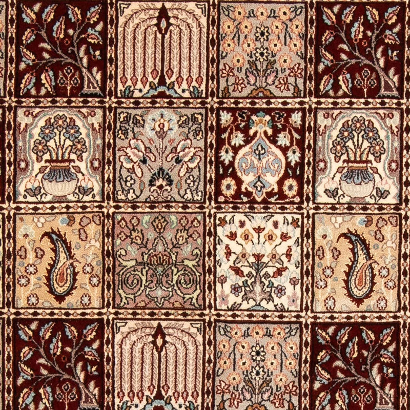モウド 絨毯 236x188cm - ペルシャ絨毯