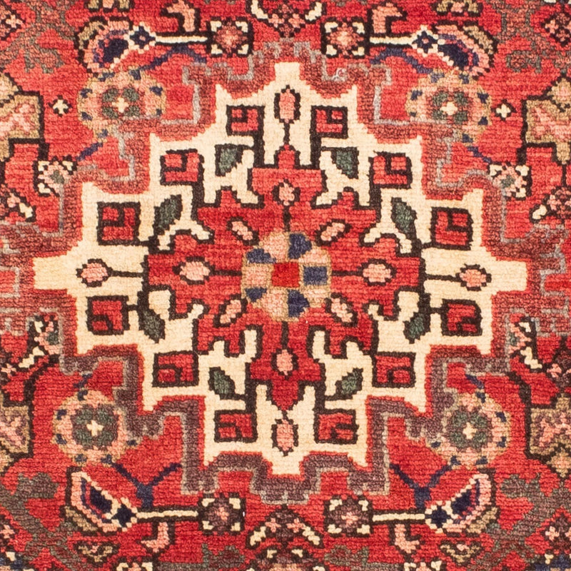ホセイナバード 絨毯 155x110cm - ペルシャ絨毯