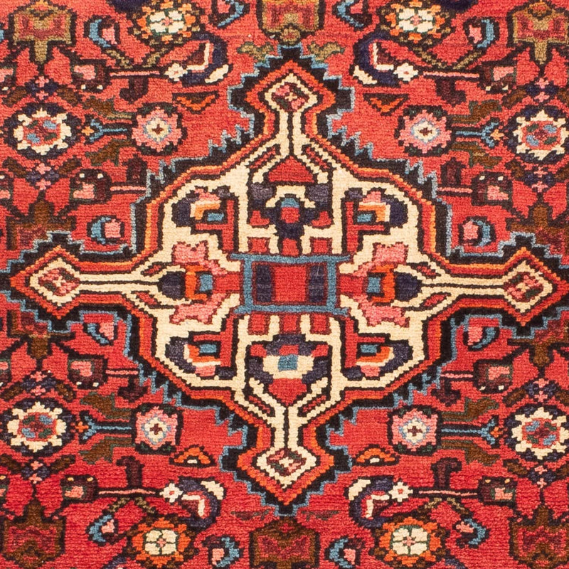 ホセイナバード 絨毯 157x110cm - ペルシャ絨毯