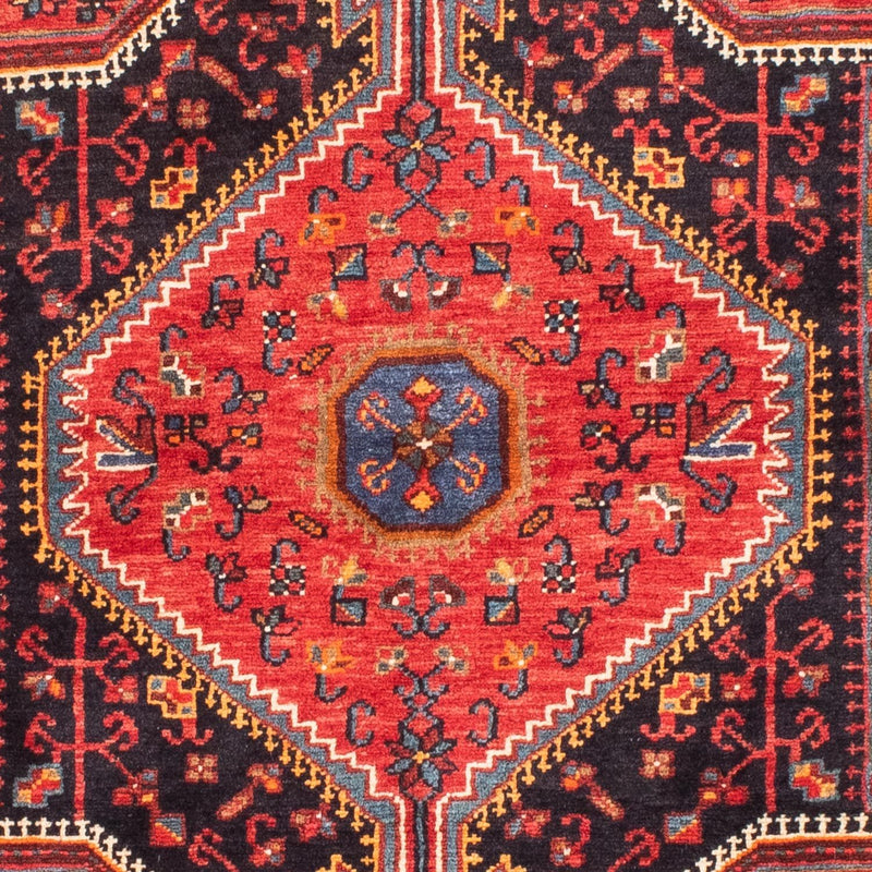 ホセイナバード 絨毯 160x115cm - ペルシャ絨毯