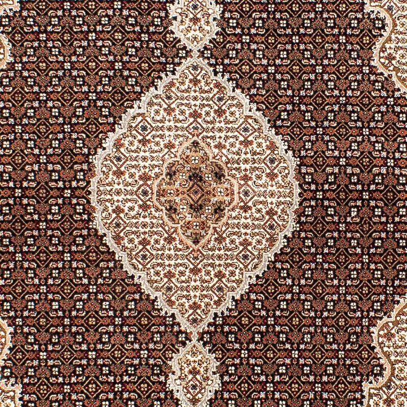 タブリーズ 絨毯 238x166cm - ペルシャ絨毯